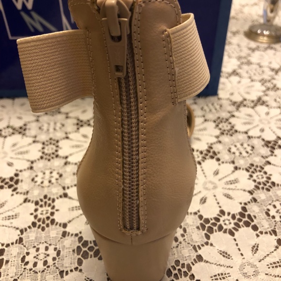 White Mountain tan sandals size 10 brand new in box - Picture 4 of 8